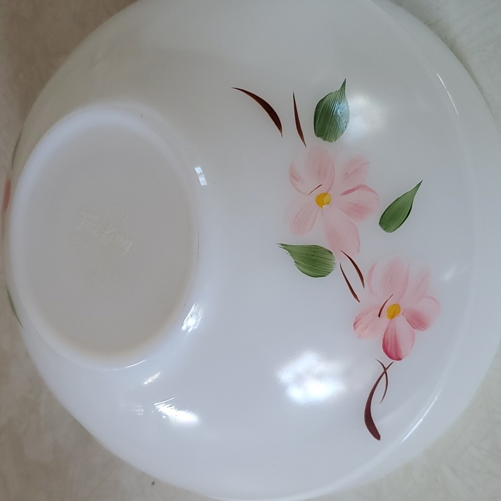 Vintage Fireking mixing bowls